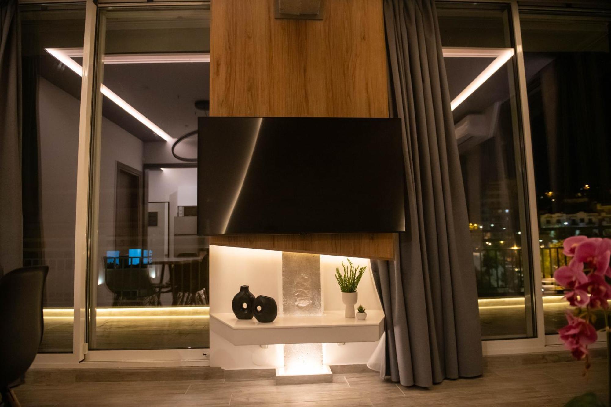 Skia Luxury Living Above The Walls เทสซาโลนิกิ ภายนอก รูปภาพ