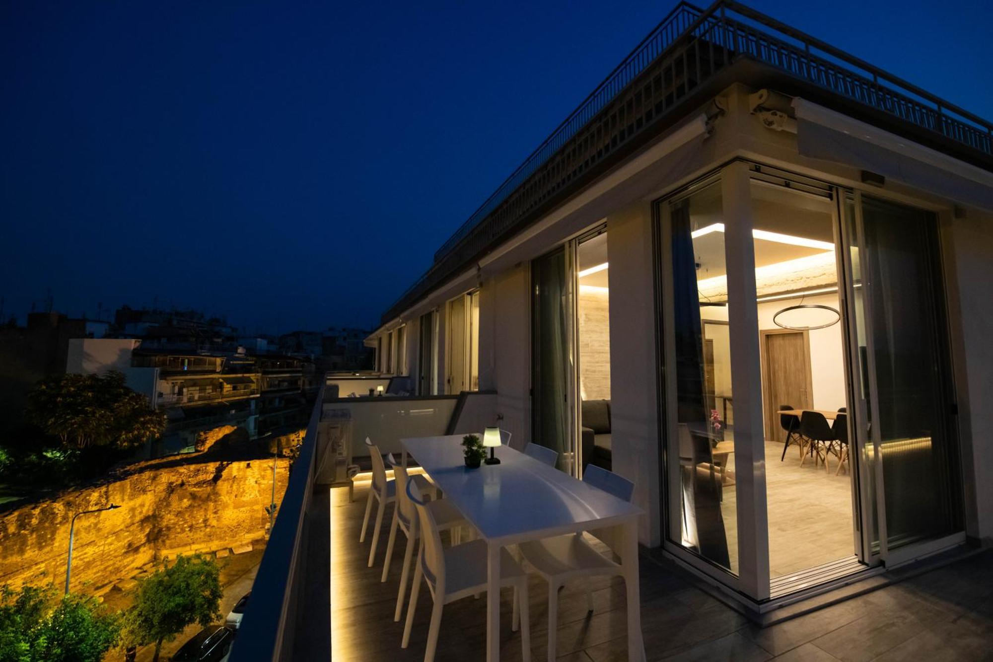 Skia Luxury Living Above The Walls เทสซาโลนิกิ ภายนอก รูปภาพ