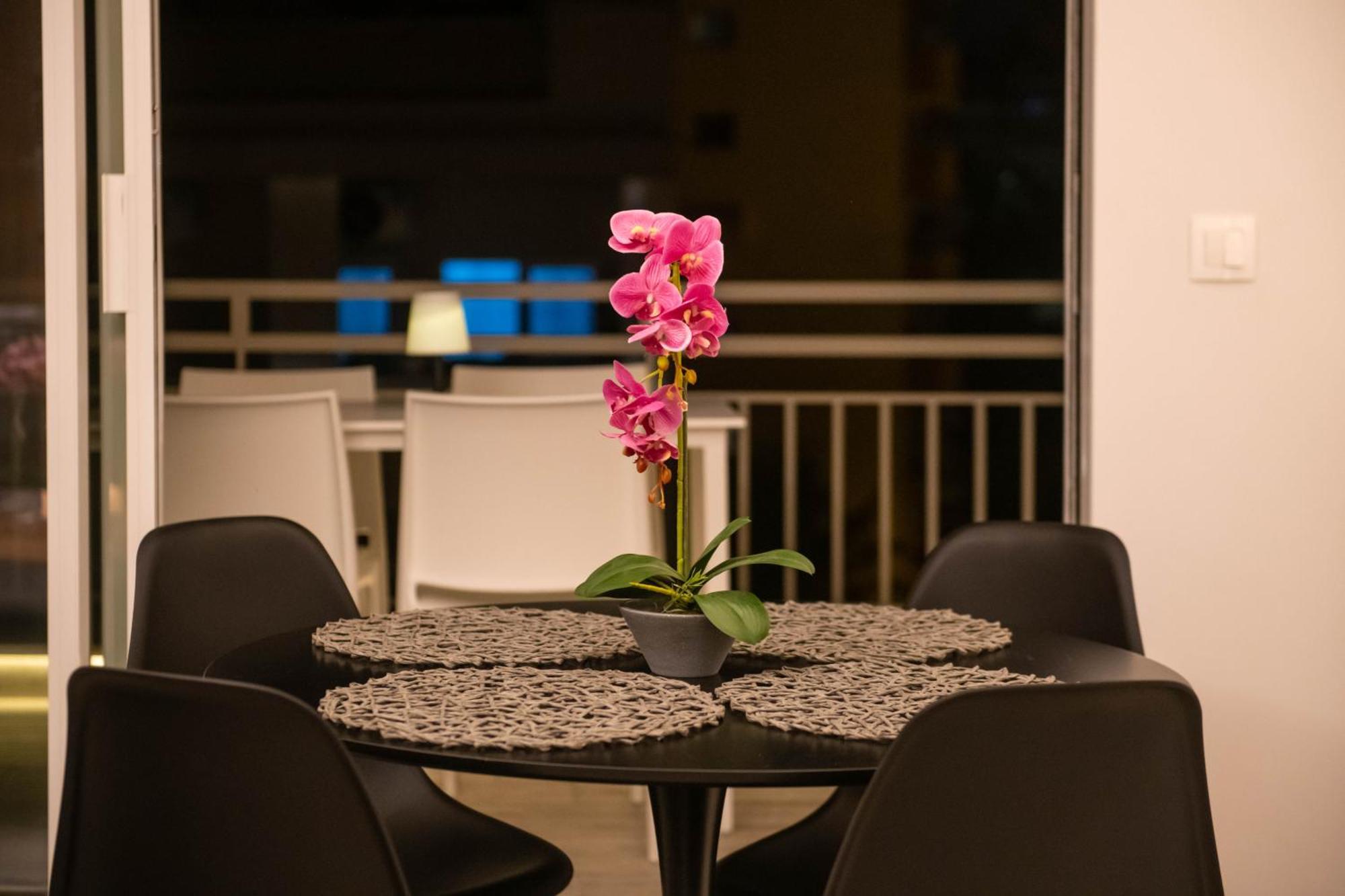 Skia Luxury Living Above The Walls เทสซาโลนิกิ ภายนอก รูปภาพ